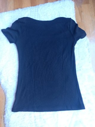 Camiseta negra