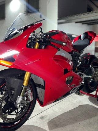 Ducati Panigale V4s
