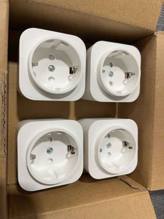 Enchufe inteligente WiFi Amazon Basics , 4 pzs