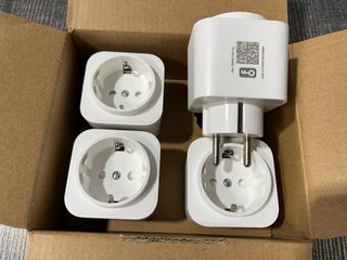 Enchufe inteligente WiFi Amazon Basics , 4 pzs