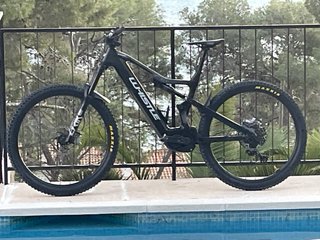 Bicicleta Eléctrica Carbono Whistle