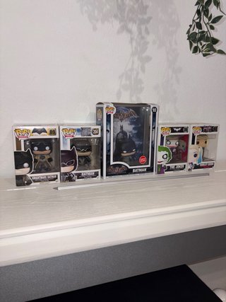 Lote 23 Funko Pop! Batman, Disney, Pokémon...