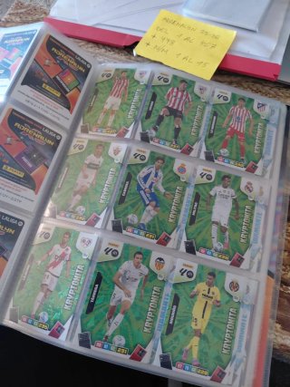 Adrenalyn 2025-26 Colección Básica Completa