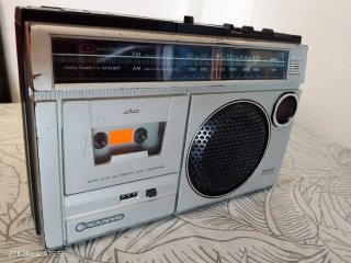 Radio Cassette Sanyo M2429F