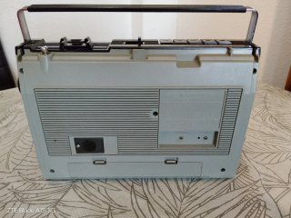 Radio Cassette Sanyo M2429F