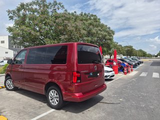 Volkswagen Caravelle 2023