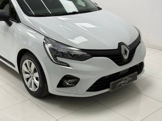 RENAULT Clio Blue dCi Business desde 195€/mes*