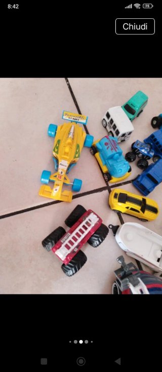 Lotto macchinine e giochi per bambini
