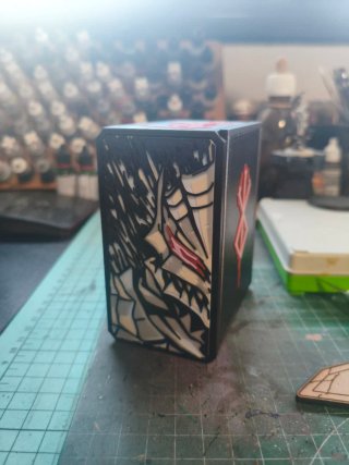 Deckbox Berserk