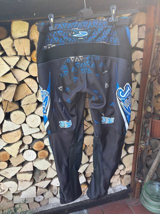 Completo Trial come nuovo Jitsie Trick