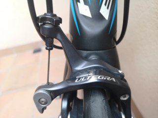 Bicicleta carretera de carbono  BH G5.