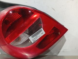 PILOTO TRASERO IZQUIERDO RENAULT CLIO III 8903507