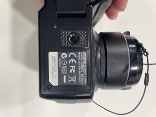Cámara Olympus SP-500UZ 6.0 Megapíxeles