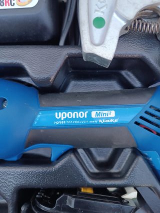 PRENSA MULTICAPA KLAUKE UPONOR