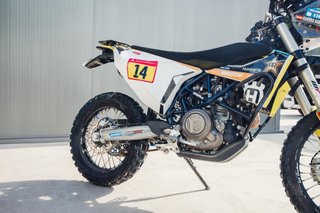 Husqvarna 701 Rally con extras