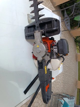 Tagliasiepi a scoppio