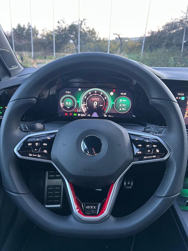 VW Golf GTI 8 245 CV DSG7 2021 mk8