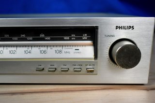 Sintonizador Philips F2212 AM-FM Estéreo