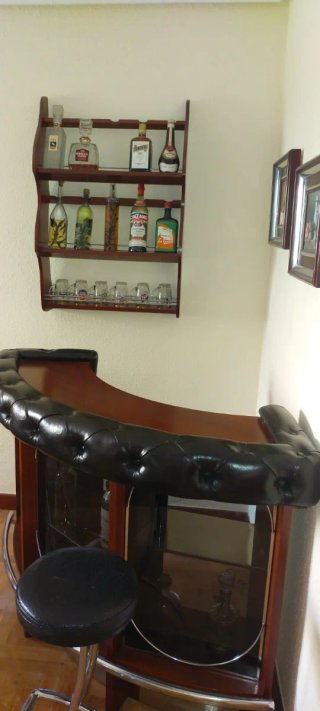 Mueble Bar Retro con Taburete