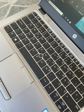 HP EliteBook 820 8GB de RAM, 128GB SSD, Windows 11