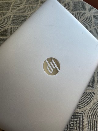 HP EliteBook 820 8GB de RAM, 128GB SSD, Windows 11