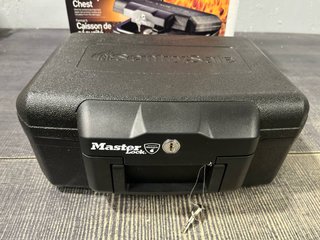 Caja fuerte Master Lock con llave