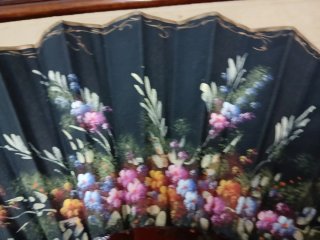 Abanico antiguo pintado a mano