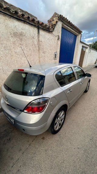 Opel Astra 2007