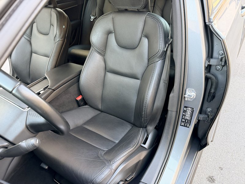 Volvo v90 2019, foto 18