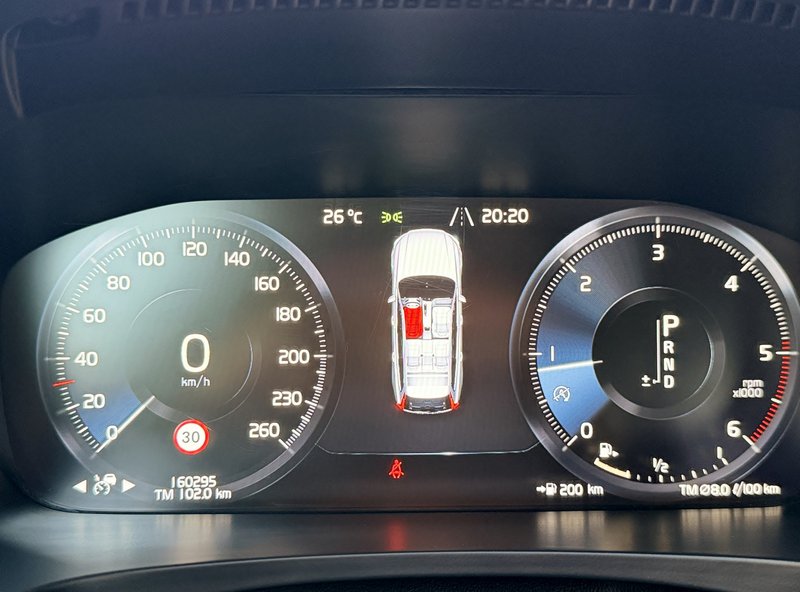 Volvo v90 2019, foto 20