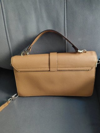 Bolso Guess Beige y Dorado