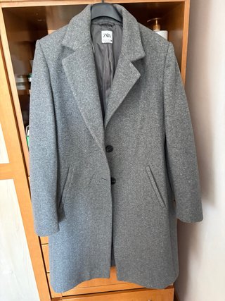 Abrigo ZARA gris