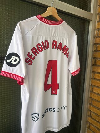 Camiseta Sevilla FC Sergio Ramos 4 Castore de segunda mano por 300