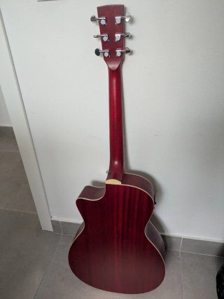 Guitarra Acústica Roja Academy