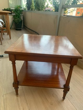 2 Tavoli Ausiliari in Legno Massello. Venduti Insieme