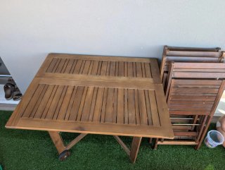 Mesa extensible madera terraza + 4 sillas
