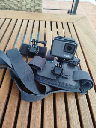 GoPro HERO7 Silver + Arnés Original