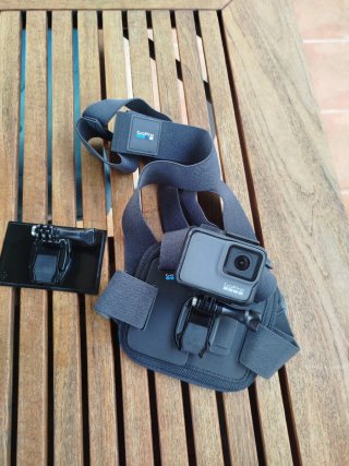 GoPro HERO7 Silver + Arnés Original