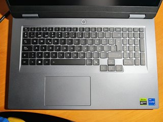 Lenovo LOQ 17IRX10 - RTX 5070, 2TB, I7 14700HX ...