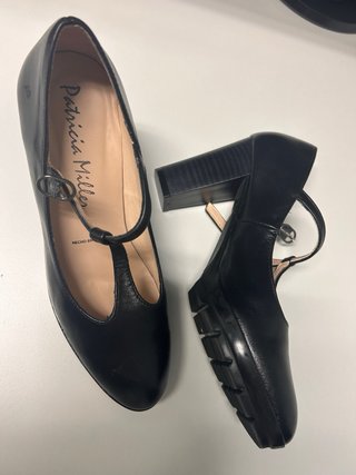 Zapatos Patricia Miller piel negros tacón