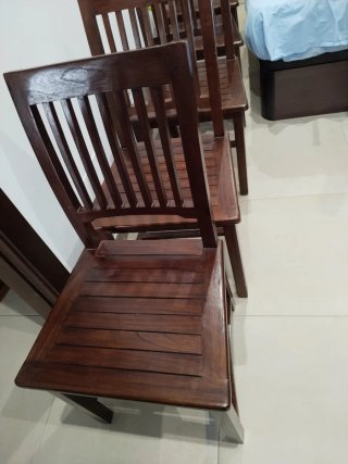Juego de sillas de madera maciza