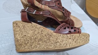 Sandalias Marila Cuña Piel Marrón