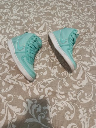 Zapatillas Nike Altas Color Teal