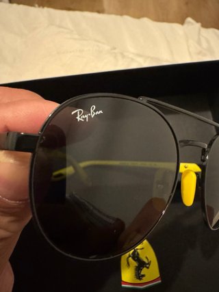 Gafas de sol ray Ban special edition Ferrari