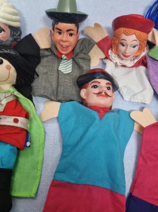 7 Muñecos de Guiñol