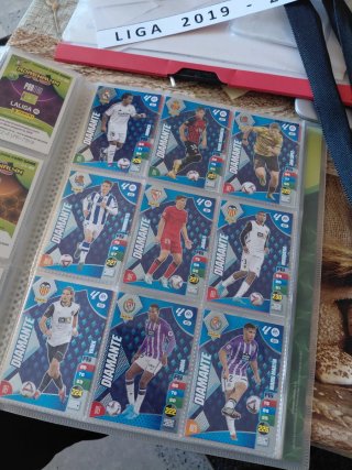 Adrenalyn 2024-25 Colección Básica Completa