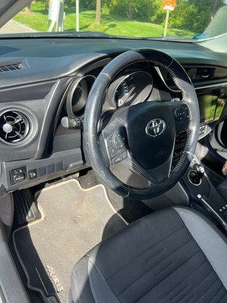 Toyota Auris 2019