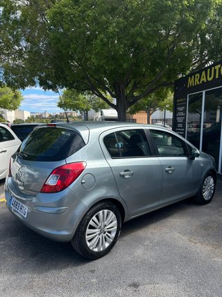 Opel Corsa 1.2 Selective Easytronic