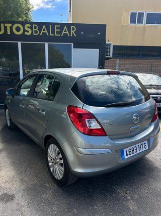 Opel Corsa 1.2 Selective Easytronic