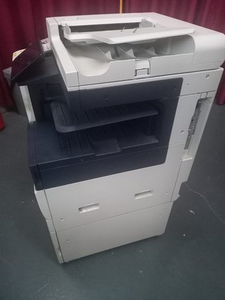 Stampante multifunzione ufficio